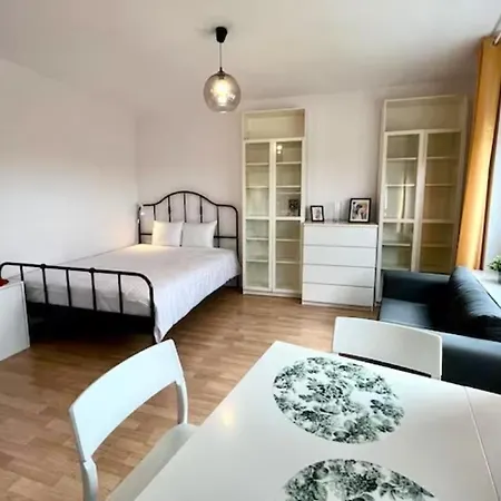 Orzycka Апартаменты Варшава